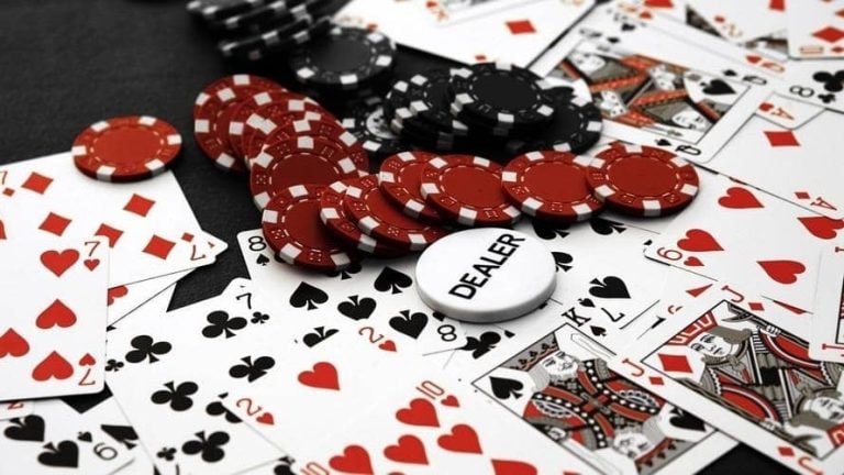 LuckkgBet VIP ကစားသမား ငွေသွင်းပြီး Live Casino ကစားနေသည့် ပုံ